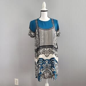 Express Graphic Short Sleeve Shift Dress Size S Petite